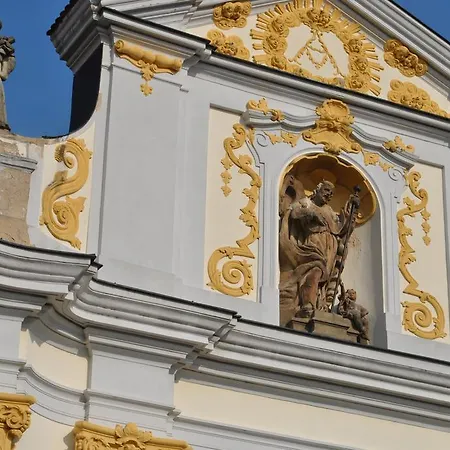 U Borovicku Pensionat 3*
